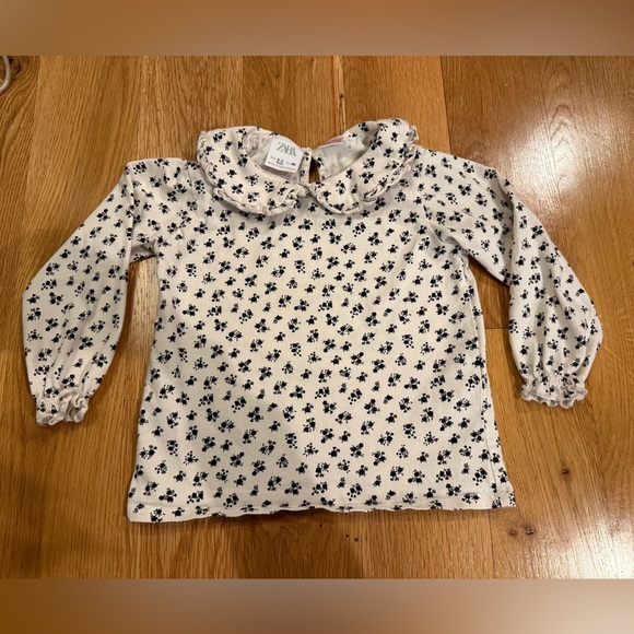 Zara Cream Long Sleeve Top with Black Floral Print and Peter Pan Collar 2-3 year - Picture 2 of 9